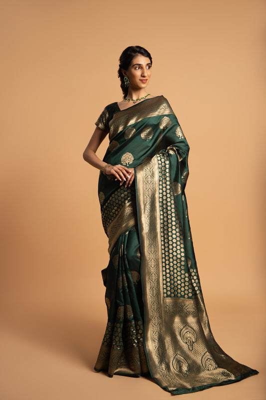 Sophisticated Bottle Green Silk Saree with Zari Embellishment